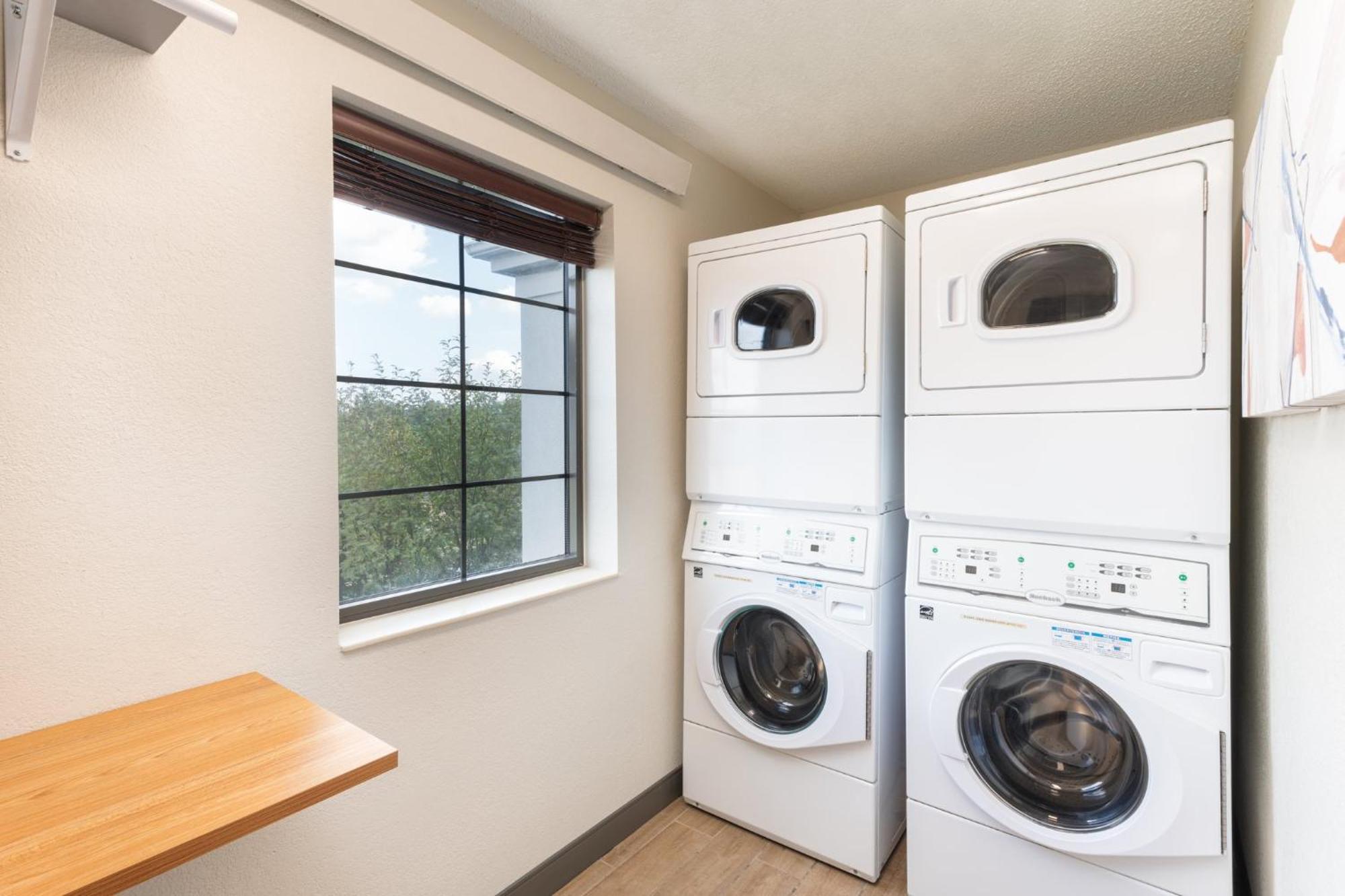 Candlewood Suites Eagan - Mall Of America Area By Ihg Ngoại thất bức ảnh